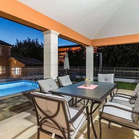 Three-bedroom Holiday In *