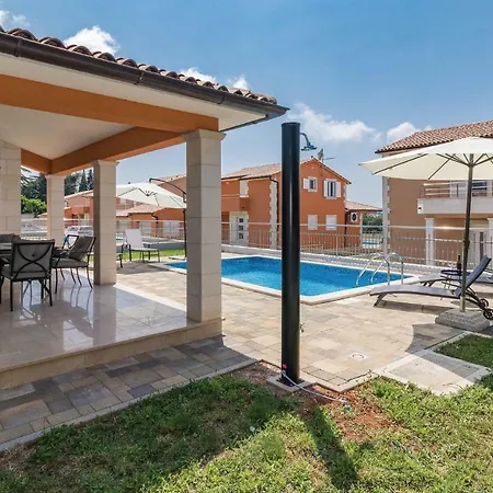 Three-bedroom Holiday In *